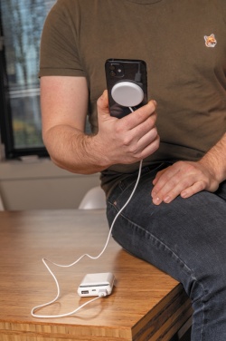 Logotrade Geschäftsgeschenke das Foto: 5W magnetischer Wireless Charger