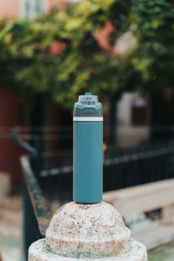 Logotrade Werbeartikel das Foto: Omni Sip verschließbare Flasche aus RCS-reSteel, 700ml