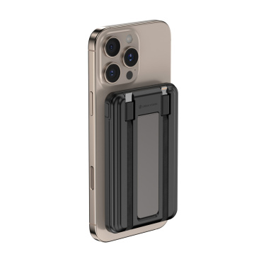 Logotrade Werbegeschenke das Foto: Urban Vitamin Redwood 5-in-1 5.000mAh 20W PD magn. Powerbank