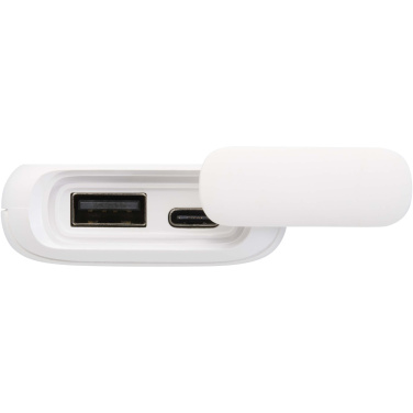 Logotrade Firmengeschenke das Foto: Alkes 12 W 5.000 mAh wasserfeste Powerbank aus recyceltem Kunststoff mit Karabinerhaken