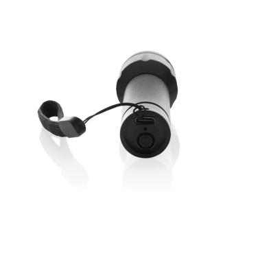 Logotrade Werbegeschenke das Foto: Flara USB-aufladbare Taschenlampe aus RCS recyceltem ABS