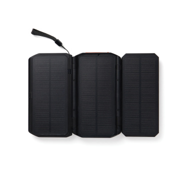 Logotrade Logogeschenke das Foto: Nordic Drift Titan 10.000mAh Solar Powerbank with 3 Panels