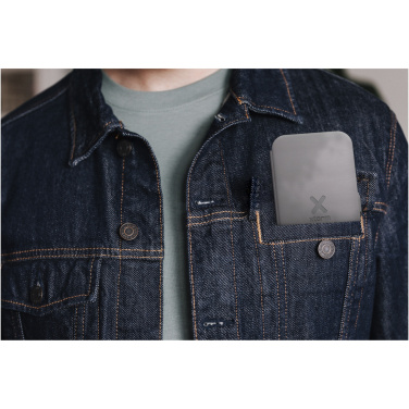 Logo trade promotional merchandise picture of: Xtorm XWF31 15W foldable 3-in-1 wireless travel charger