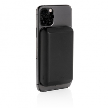 Logo trade promotional giveaway photo of: Magnetic 5.000 mAh 5W wireless powerbank