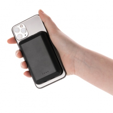 Logo trade promotional giveaways picture of: Magnetic 5.000 mAh 5W wireless powerbank