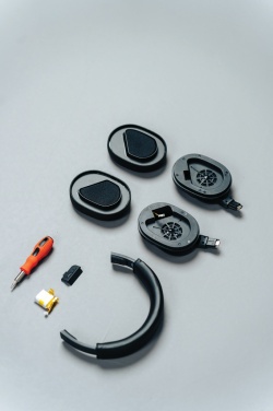 Logo trade promotional giveaways picture of: Irvine RCS recycled and repairable ANC wireless headphone