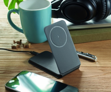 Logo trade promotional products image of: Foldable magnetic charger 15W