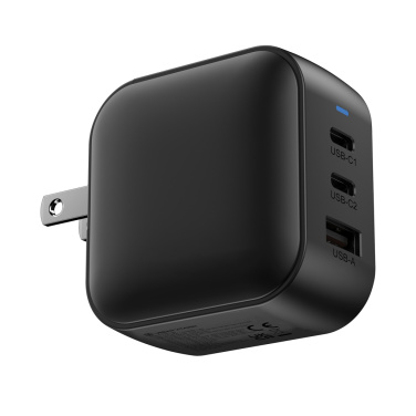 Logo trade promotional products picture of: Urban Vitamin Santa Cruz RCS rplastc 70W GAN charger