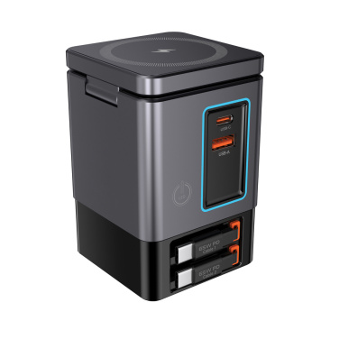 Logo trade promotional products image of: Urban Vitamin Sacramento 105W GAN charger+retractable cables