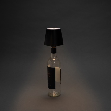 Logotrade reklaamtooted pilt: BottleGlow RCS taaskasutatud plastpudeli lamp