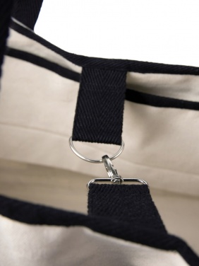Logotrade firmakingitused pilt: VINGA Volonne AWARE™ taaskasutatud purjeriidest rannakott