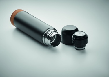 Logotrade firmakingituse foto: Topeltseintega termospudel 500 ml