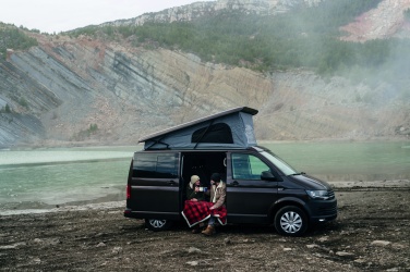 Logotrade ärikingi foto: RPET šerpa fliisist tekk