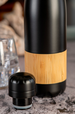 Logotrade firmakingi foto: Roostevabast terasest pudel KOBE 750 ml