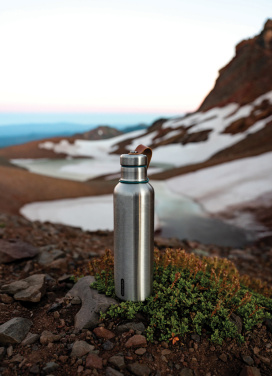 Logotrade firmakingituse foto: Black+Blum suur termospudel 750ml