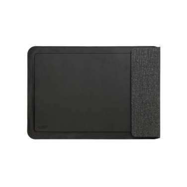 Logotrade firmakingituse foto: Swiss Peak 15W magnetilise laadimisega sülearvutiümbris 14-15,6"