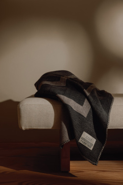 Logotrade reklaamkingitused pilt: VINGA Monogramm GRS tekk