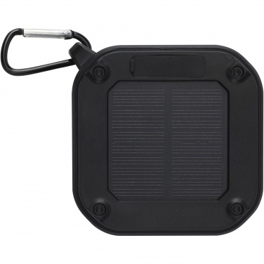 Logo trade mainoslahjat ja liikelahjat kuva: Solo 3 W:n IPX5 RCS -kierrätetystä muovista valmistettu, aurinkoenergialla toimiva Bluetooth®-kaiutin jousihaalla 