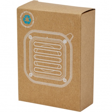 Logo trade mainoslahjat ja liikelahjat kuva: Solo 3 W:n IPX5 RCS -kierrätetystä muovista valmistettu, aurinkoenergialla toimiva Bluetooth®-kaiutin jousihaalla 