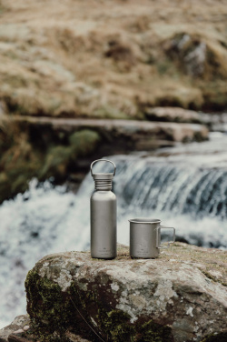 Logotrade mainostuote tuotekuva: Nordic Drift Trail -ultrakevyt titaanijuomapullo 600 ml