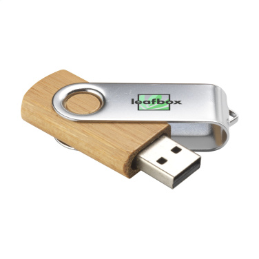 Logotrade reklaminiai produktai nuotrauka: USB Twist Bamboo iš sandėlio 32 GB