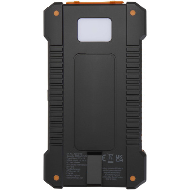Logotrade reklaminiai produktai nuotrauka: „Altair“ 5000 mAh 10 W perdirbto plastiko tvirta saulės baterija su įmontuotu žibintuvėliu
