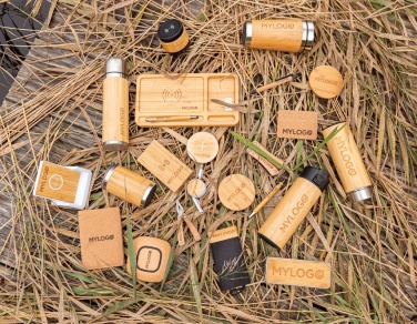 Logotrade ziemassvētku dāvanas foto: Bambusa 4000 mAh bezvadu 5W Powerbank