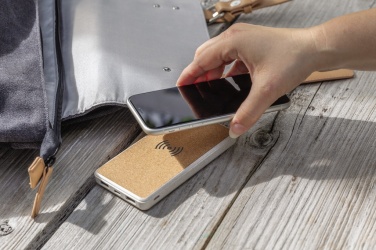 Logotrade dāvanas foto: Korķa un kviešu salmu 8000 mAh 5 W bezvadu barošanas bloks