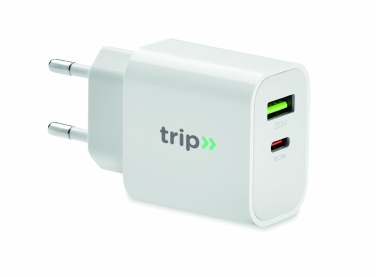 Logotrade dāvanas foto: 18W 2 portu USB lādētāja EU spraudnis