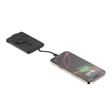 Logotrade Ideja dāvanas foto: Urban Vitamin Redwood 5in1 5000mah 20W PD magnētiskā jaudas banka