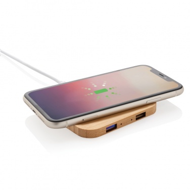 Лого трейд pекламные подарки фото: Беспроводное зарядное устройство Bamboo 5 Вт с USB-портом